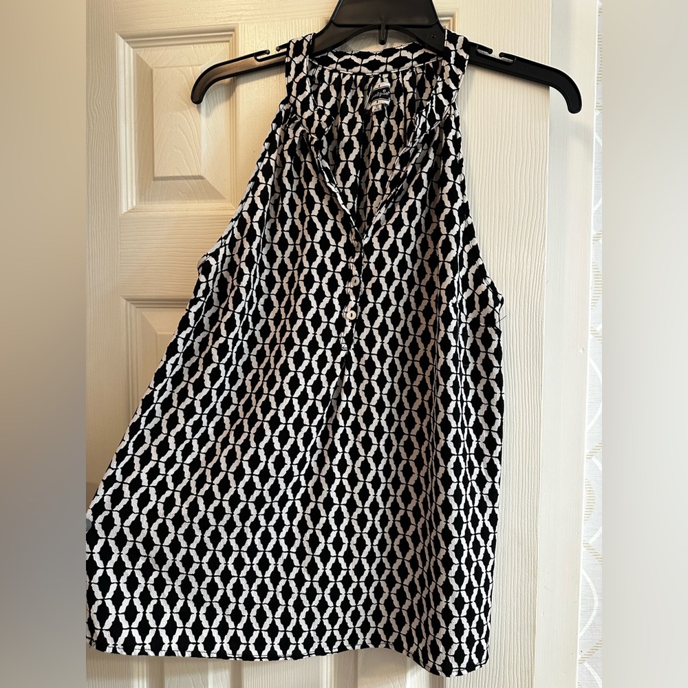 Mudpie small black and white halter sleeves top